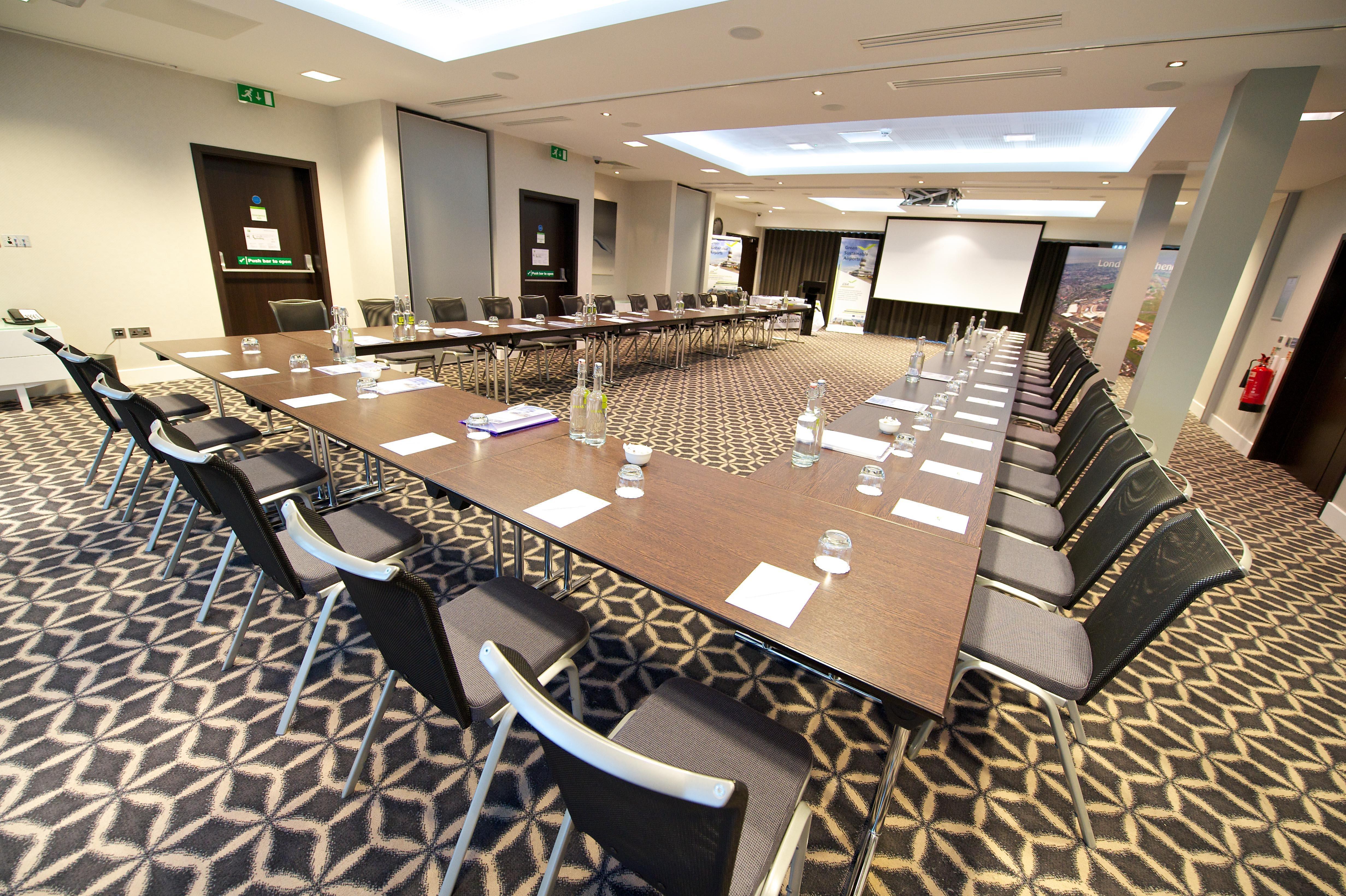 Holiday Inn Southend By Ihg Eksteriør billede